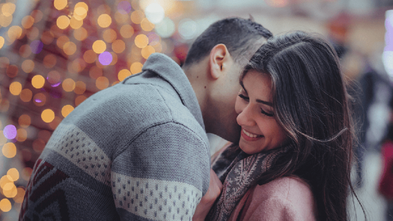 Undeniable Signs that He Likes You