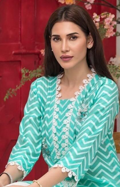 The 6 Modern Kurti Neck Designs That You Will Love In 2023